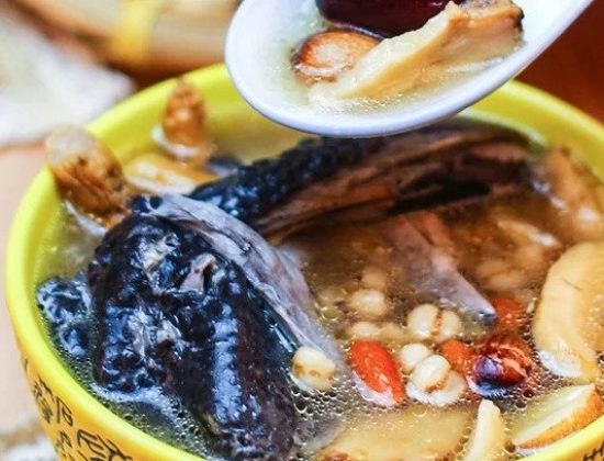 Momma Gold Confinement Food Services